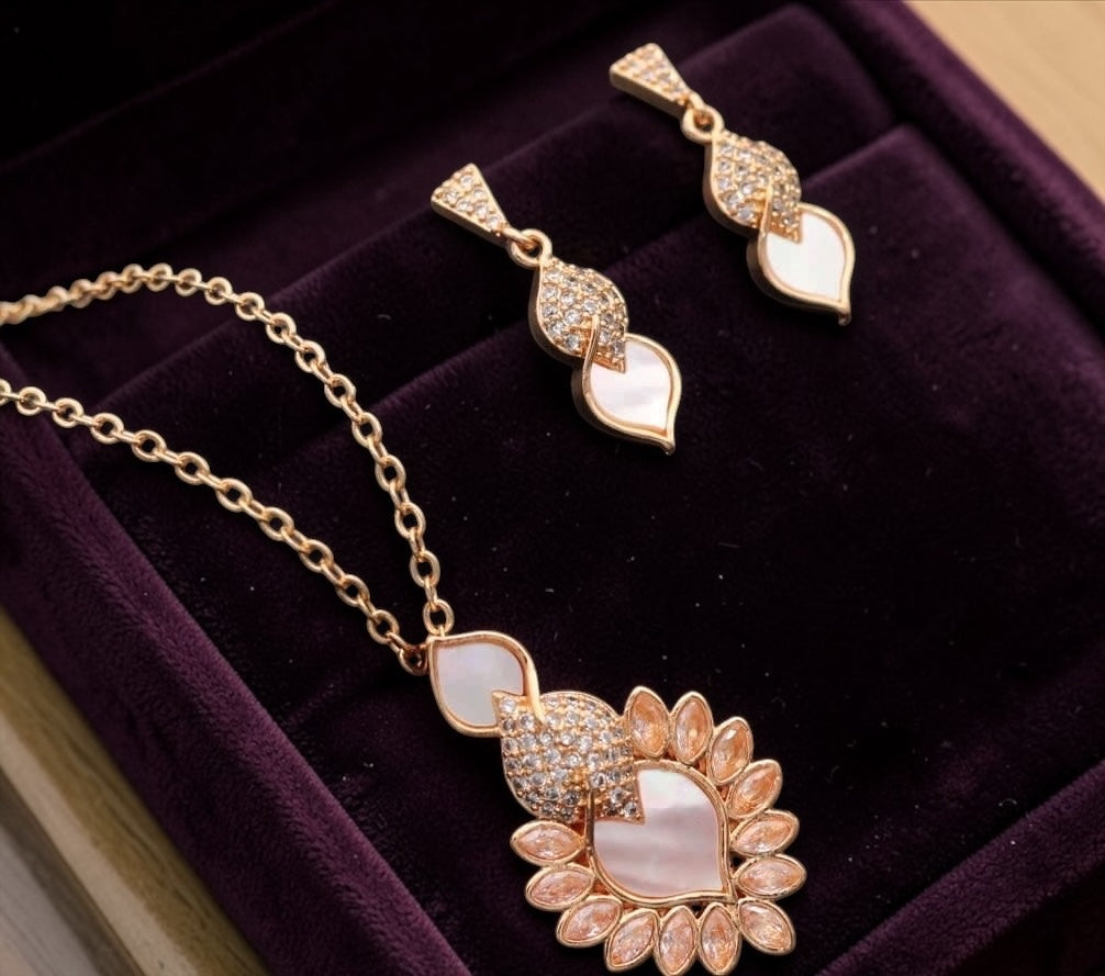 Mother of Pearl Pendant Necklace Set in Rose Gold (Anti-Tarnish)