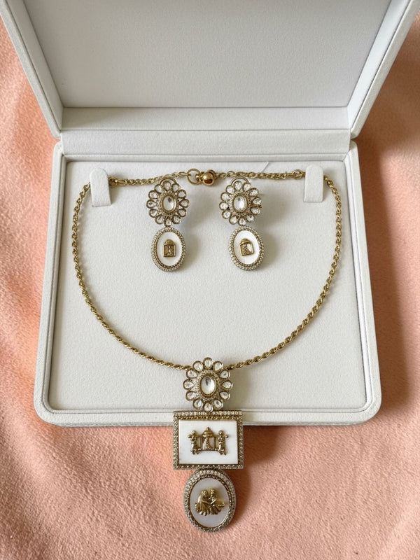 Mother of Pearl Heritage Pendant Necklace Set with Gold Chain & Statement Earrings | Minimal Luxe Jewelry